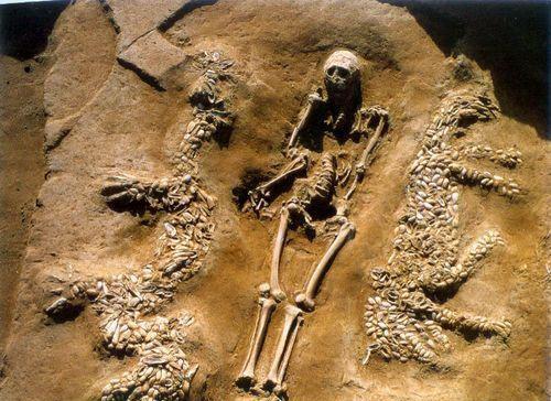 2019考古进行时第一季-纪录片.jpg 2.jpg